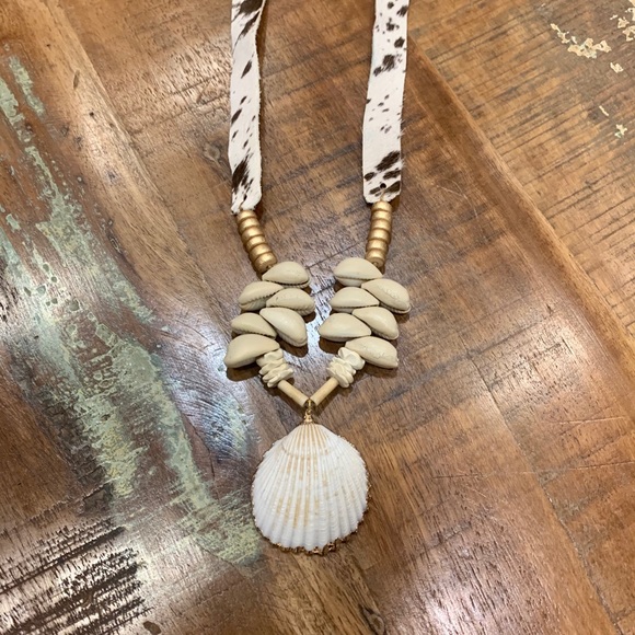 🌾 SALE! Hair on Hide Strap Necklace - Picture 4 of 6